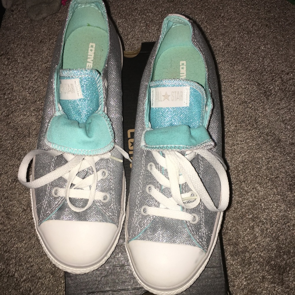 Converse - Picture 3 of 3